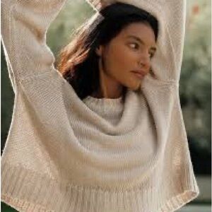 Jenni Kayne Cropped Linen Crewneck